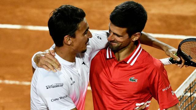 网页版登录-德约三盘击退本土黑马 罗马站决赛将再演“德纳决”