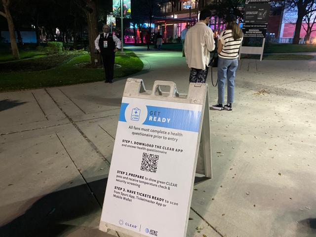 注册领彩金-【现场】时隔一年球迷入场 马刺借助气势轻取魔术